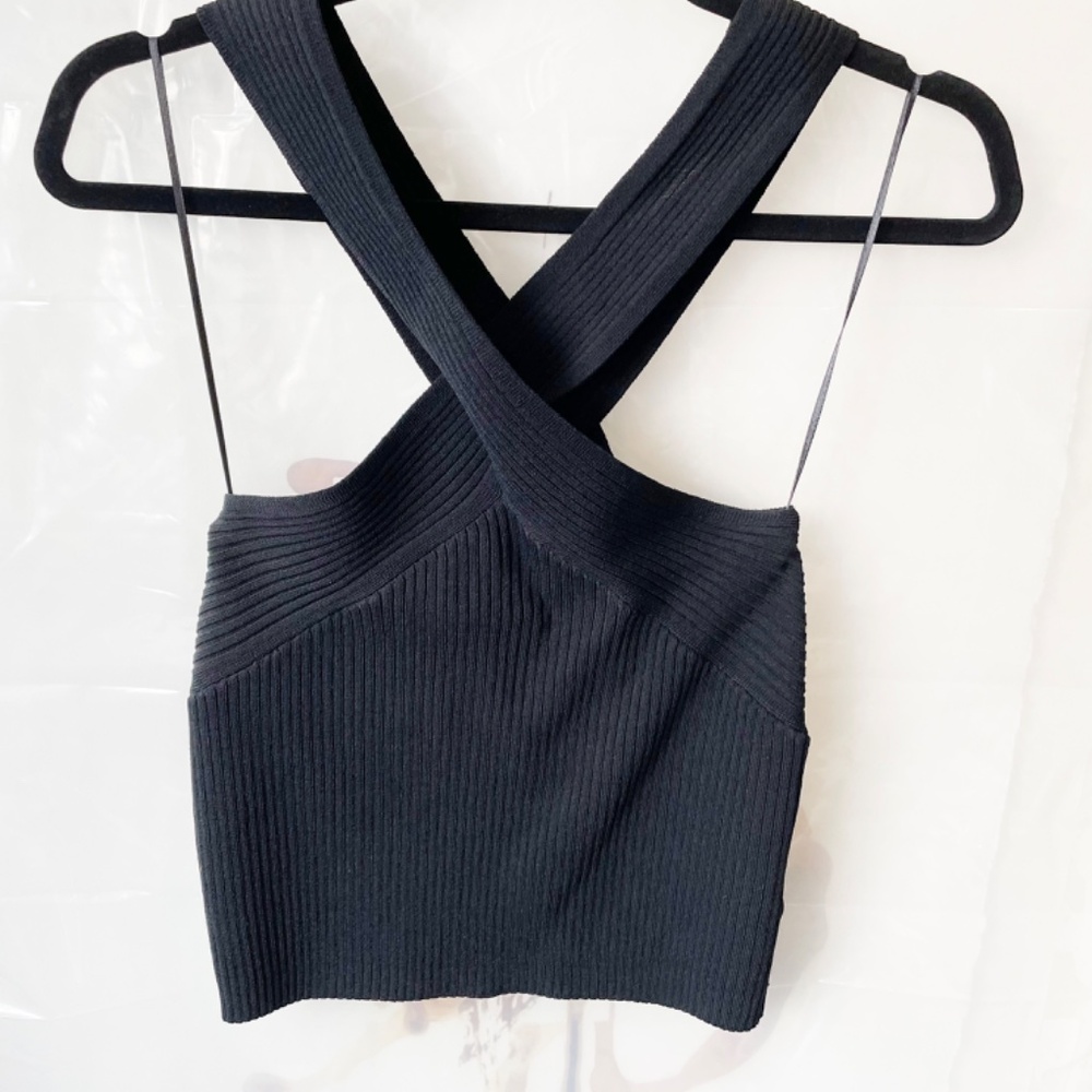 BACIO Ribbed Cross Halter Crop Size S